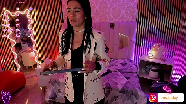 Rosalind tay online show from 10/16/25, 11:55