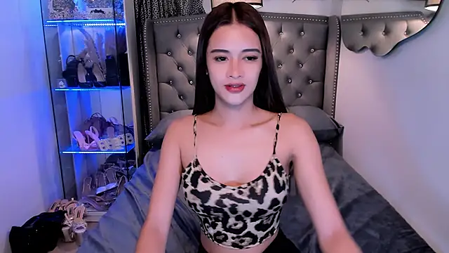 Lars empress online show from 09/13/25, 08:25