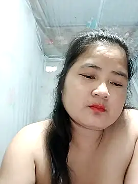 Snapshot of BigBoobs186 chatting on 10/10/25, 04:06 BigBoobs186 online show from 10/10/25, 04:06