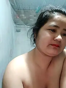 Snapshot of BigBoobs186 chatting on 10/20/25, 09:48 BigBoobs186 online show from 10/20/25, 09:48