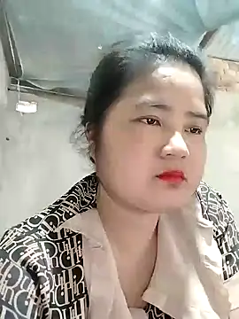 Snapshot of BigBoobs186 chatting on 11/12/25, 04:35 BigBoobs186 online show from 11/12/25, 04:35