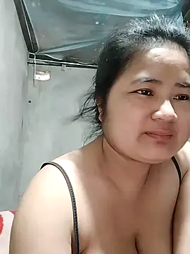 Snapshot of BigBoobs186 chatting on 11/14/25, 06:34 BigBoobs186 online show from 11/14/25, 06:34