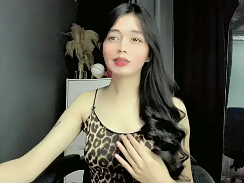 LexiLove online show from 10/02/25, 01:18