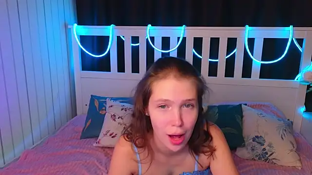 BeatrixCarIeton online show from 11/14/25, 07:45