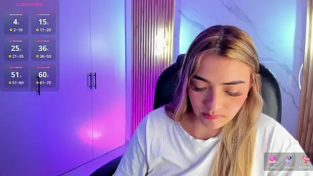 KYLIE JONES6 online show from 11/24/25, 03:06