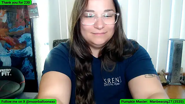 Snapshot of MoonBalloons chatting on 10/01/25, 06:58 MoonBalloons online show from 10/01/25, 06:58