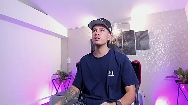 nils saint online show from 10/18/25, 03:42