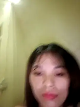 Snapshot of Ocnguyety chatting on 10/08/25, 01:42 Ocnguyety online show from 10/08/25, 01:42