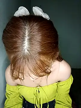 Snapshot of Ocnguyety chatting on 11/16/25, 12:44 Ocnguyety online show from 11/16/25, 12:44