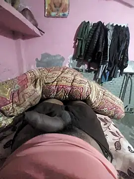 Snapshot of Sp9065 chatting on 11/14/25, 04:11 Sp9065 online show from 11/14/25, 04:11