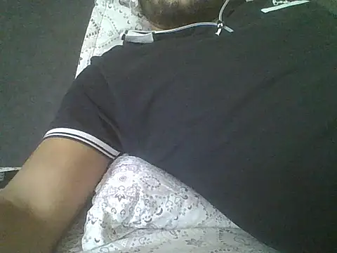 Sexyxxxboy99 online show from 10/05/25, 06:23