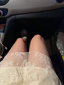 Meii-meyy online show from 10/14/25, 12:17