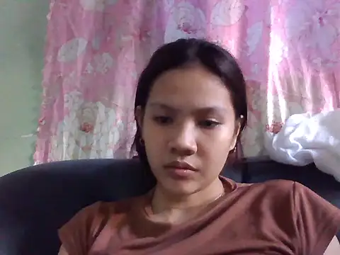 sweetcherry23 online show from 10/05/25, 06:23