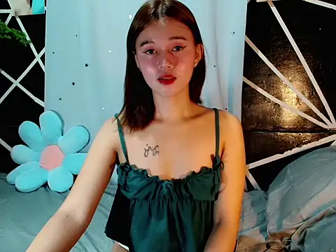 urgirl mikah online show from 09/28/25, 10:37