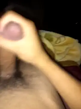 Snapshot of amin20cm chatting on 10/15/25, 01:06 amin20cm online show from 10/15/25, 01:06