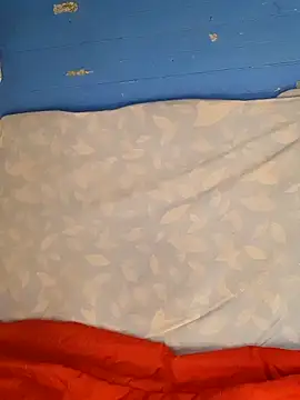 Demian24  online show from 10/25/25, 08:58