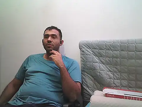 morenocabro10 online show from 10/30/25, 03:57