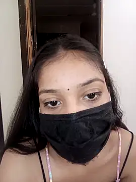 Cute Rakhi8 online show from 10/17/25, 04:37