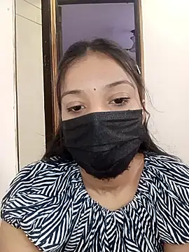 Cute Rakhi8 online show from 11/05/25, 04:23