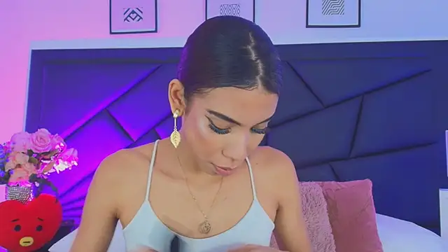 BellaHarper1 online show from 11/16/25, 08:36