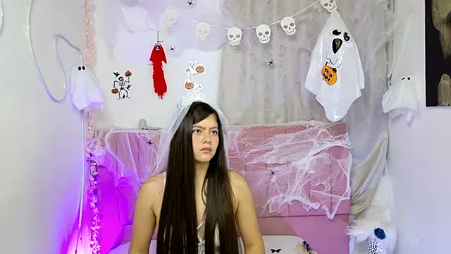 sukilove18 online show from 10/12/25, 11:15