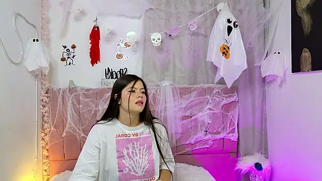 sukilove18 online show from 10/16/25, 08:10