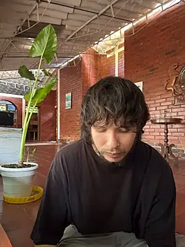 Luxx 14 online show from 09/19/25, 06:30