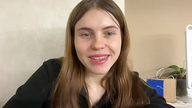 Snapshot of Delilah_Leila chatting on 11/24/25, 09:47 Delilah Leila online show from 11/24/25, 09:47