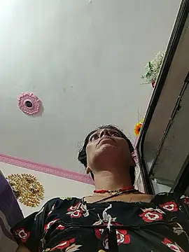 ISHANI-SINGH online show from 10/27/25, 03:27