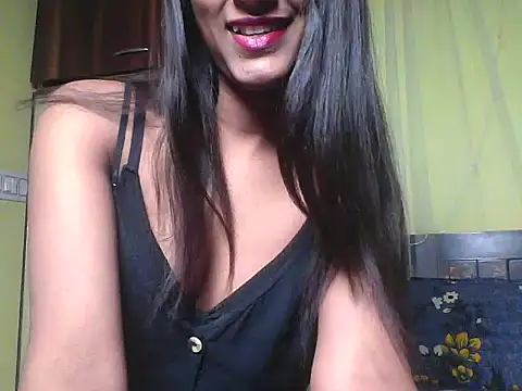 Snapshot of mickle_james chatting on 11/18/25, 08:41 mickle james online show from 11/18/25, 08:41