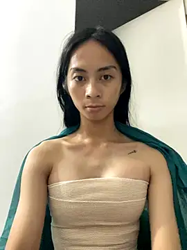 AlmiraFhaye online show from 10/13/25, 02:44