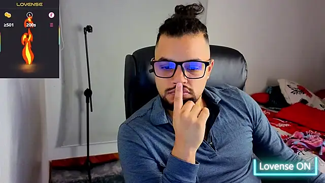 Ernesto-Rodriguez82 online show from 10/22/25, 07:30