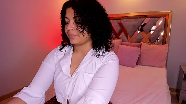 Dakota Mars online show from 10/08/25, 12:36