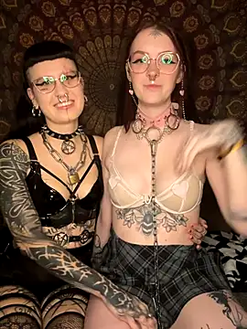 Nyraniel online show from 11/21/25, 08:51