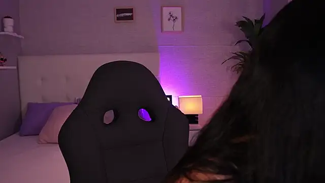 barbaramarmol online show from 10/18/25, 12:39