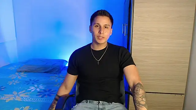 valentinosex1 online show from 11/13/25, 07:13