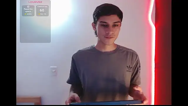 axel davis  online show from 10/17/25, 05:32