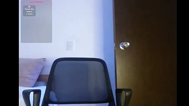 axel davis  online show from 10/21/25, 12:11