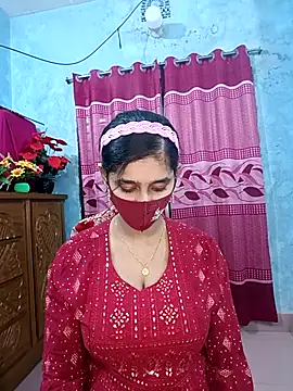 Snapshot of Cute_Faria chatting on 11/10/25, 04:28 Cute Faria online show from 11/10/25, 04:28