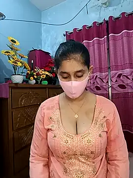 Snapshot of Cute_Faria chatting on 11/17/25, 03:51 Cute Faria online show from 11/17/25, 03:51