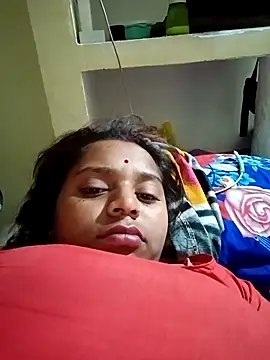 Hot crety online show from 11/17/25, 12:05