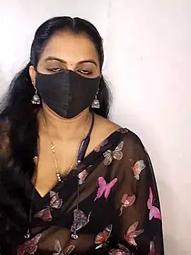 Snapshot of sneha_bebo chatting on 09/13/25, 03:45 sneha bebo online show from 09/13/25, 03:45
