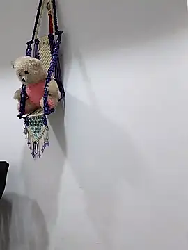 Snapshot of sneha_bebo chatting on 10/12/25, 03:55 sneha bebo online show from 10/12/25, 03:55