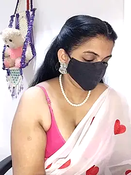 Snapshot of sneha_bebo chatting on 10/27/25, 03:38 sneha bebo online show from 10/27/25, 03:38