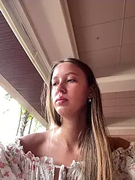 ElliRose online show from 10/15/25, 02:01