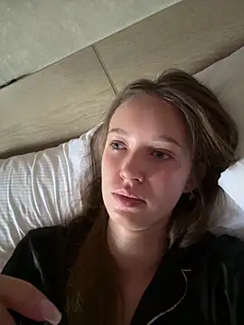 ElliRose online show from 10/24/25, 02:41