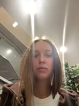 ElliRose online show from 10/28/25, 05:33