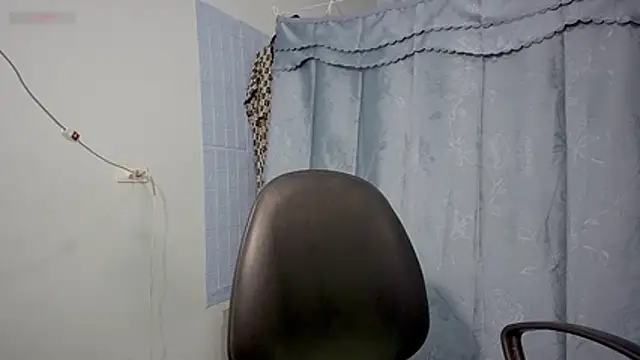  Sara 768 online show from 10/12/25, 02:21