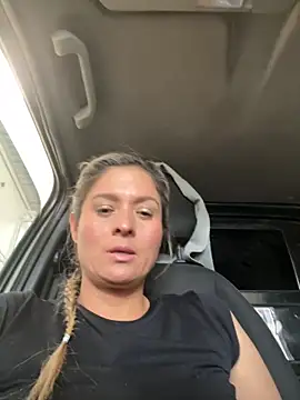 Snapshot of linda-mature43 chatting on 11/08/25, 03:45 linda-mature43 online show from 11/08/25, 03:45