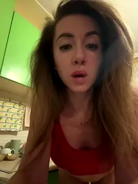 Snapshot of MarinaDiva11_74 chatting on 10/02/25, 07:43 MarinaDiva11 74 online show from 10/02/25, 07:43